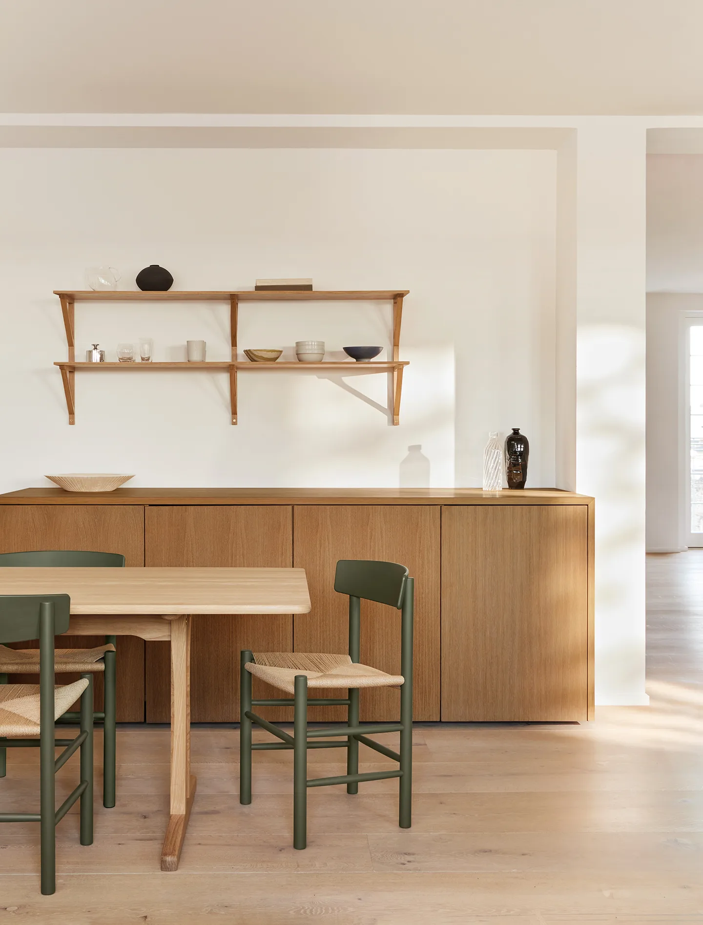 J39 chair, Khaki green-braided natural Fredericia Furniture