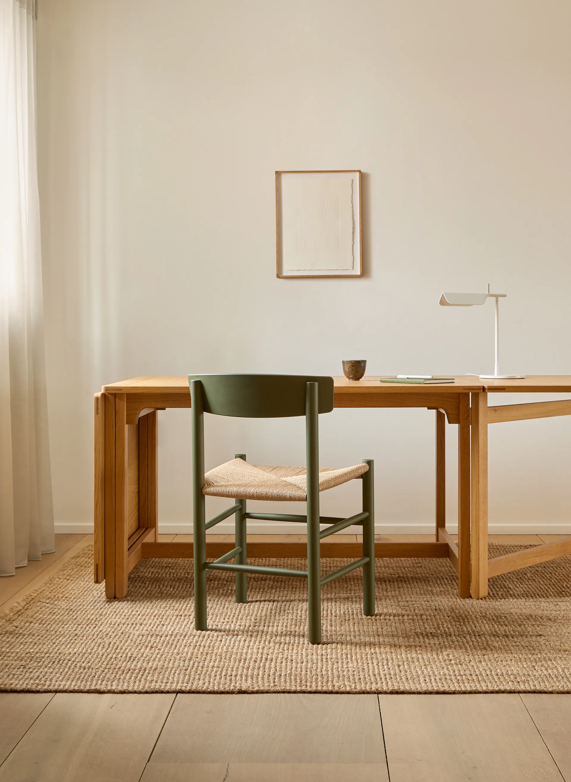 J39 chair, Khaki green-braided natural Fredericia Furniture