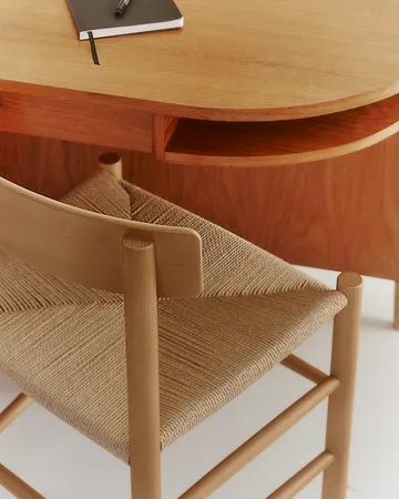 J39 chair - Vintage lacquered-braided natural - Fredericia Furniture
