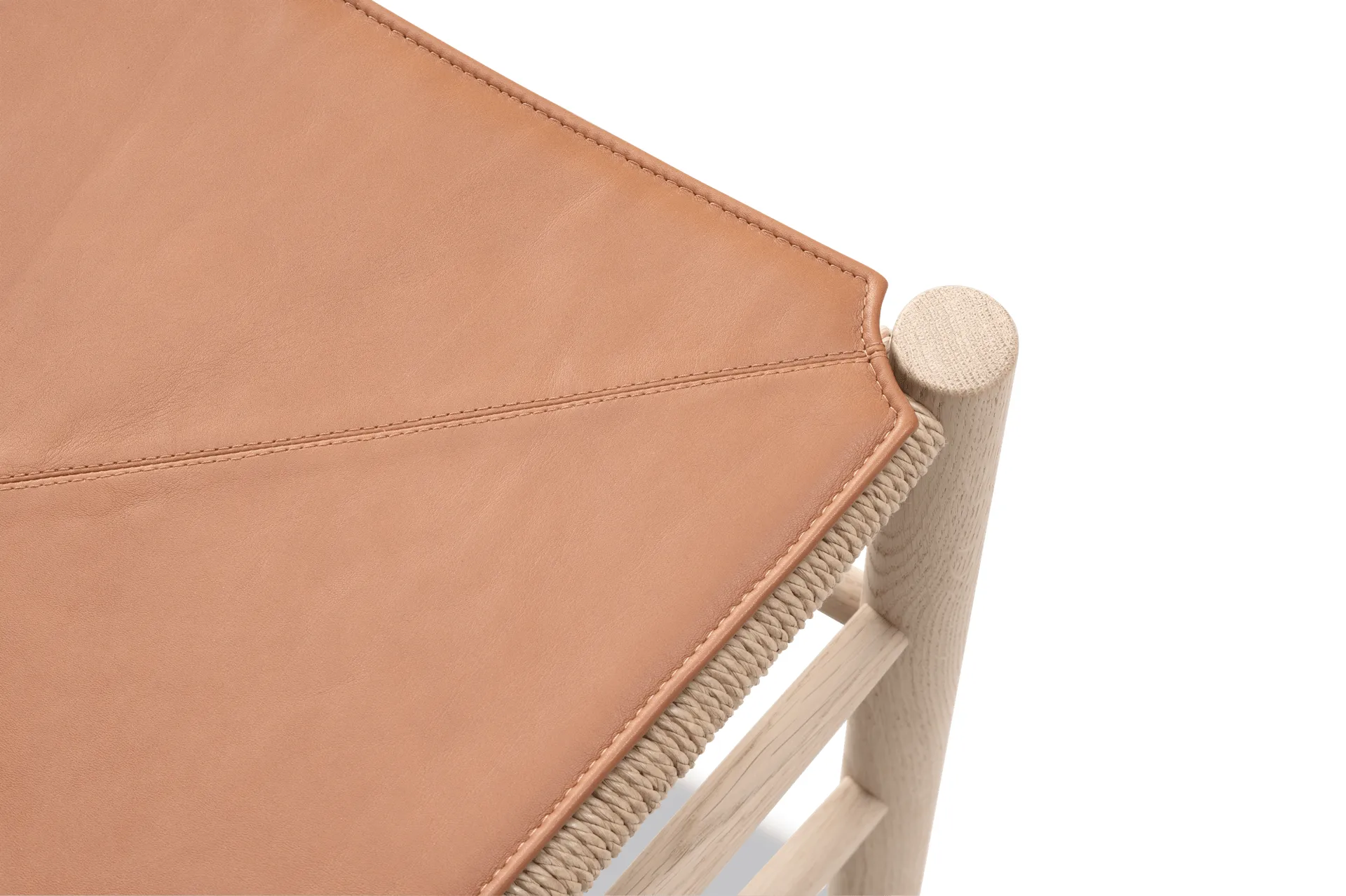 Leather seat cushion for the J39 chair, Leather Cera 905 Russet Brown Fredericia Furniture