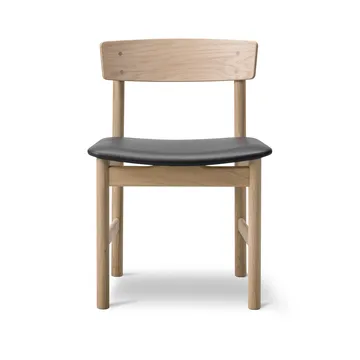 Mogensen 3236 chair - Soaped oak-black leather omni 301 - Fredericia Furniture