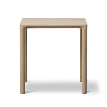 Piloti 6700 side table - Lacquered oak - height 35 cm - Fredericia Furniture