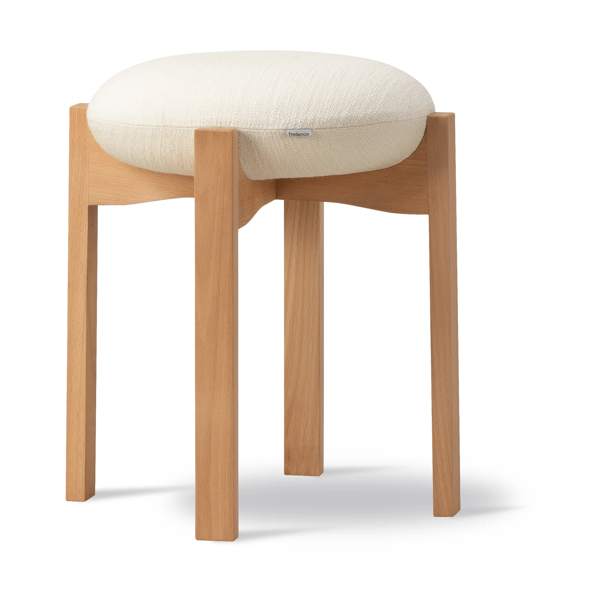 Pioneer low stool, Odino NE22 off white-oiled beech Fredericia Furniture
