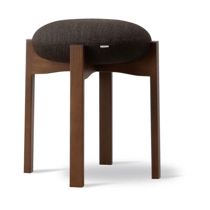 Pioneer low stool - Odino RC41 dark brown-dark lacquered beech, Ø41x46 cm - Fredericia Furniture
