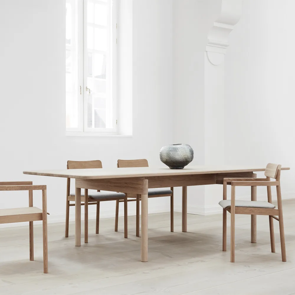Post 6442 dining table, Soaped oak, 100x320 cm Fredericia Furniture