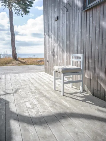 06 chair - White - Fri Form