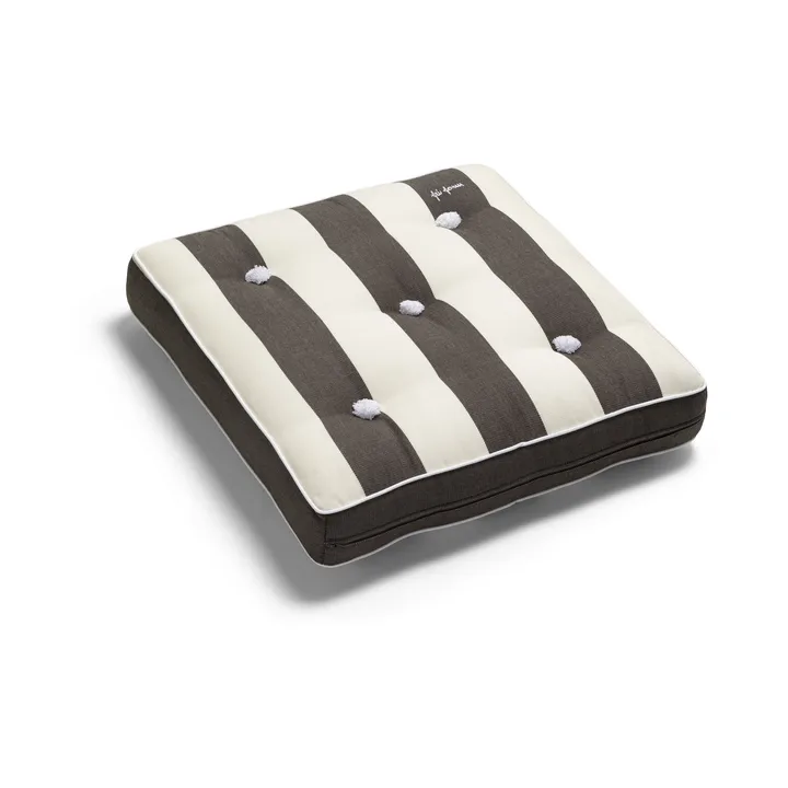 55 cushion - Crown striped, 55x55 cm - Fri Form