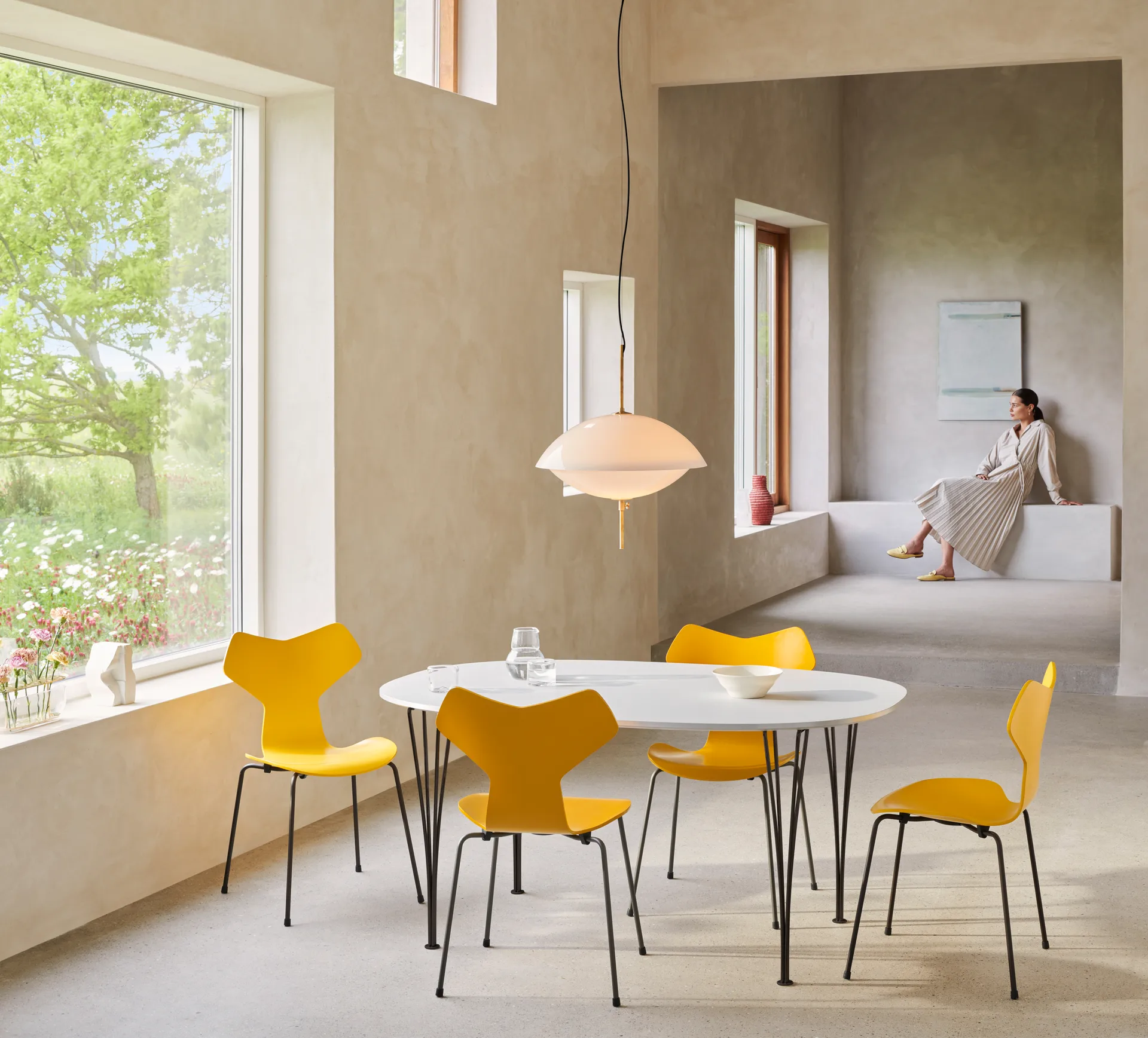 Clam pendant lamp, Ø44 cm Fritz Hansen