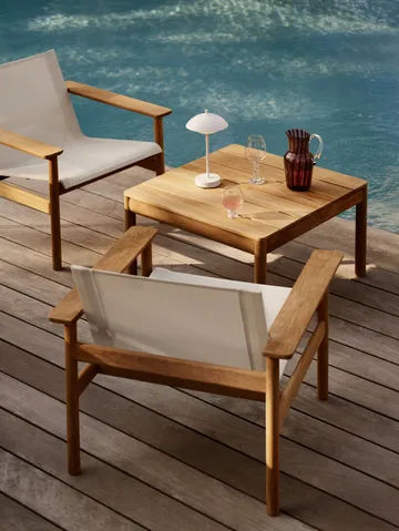 Clam portable table lamp 31 cm - White - Fritz Hansen