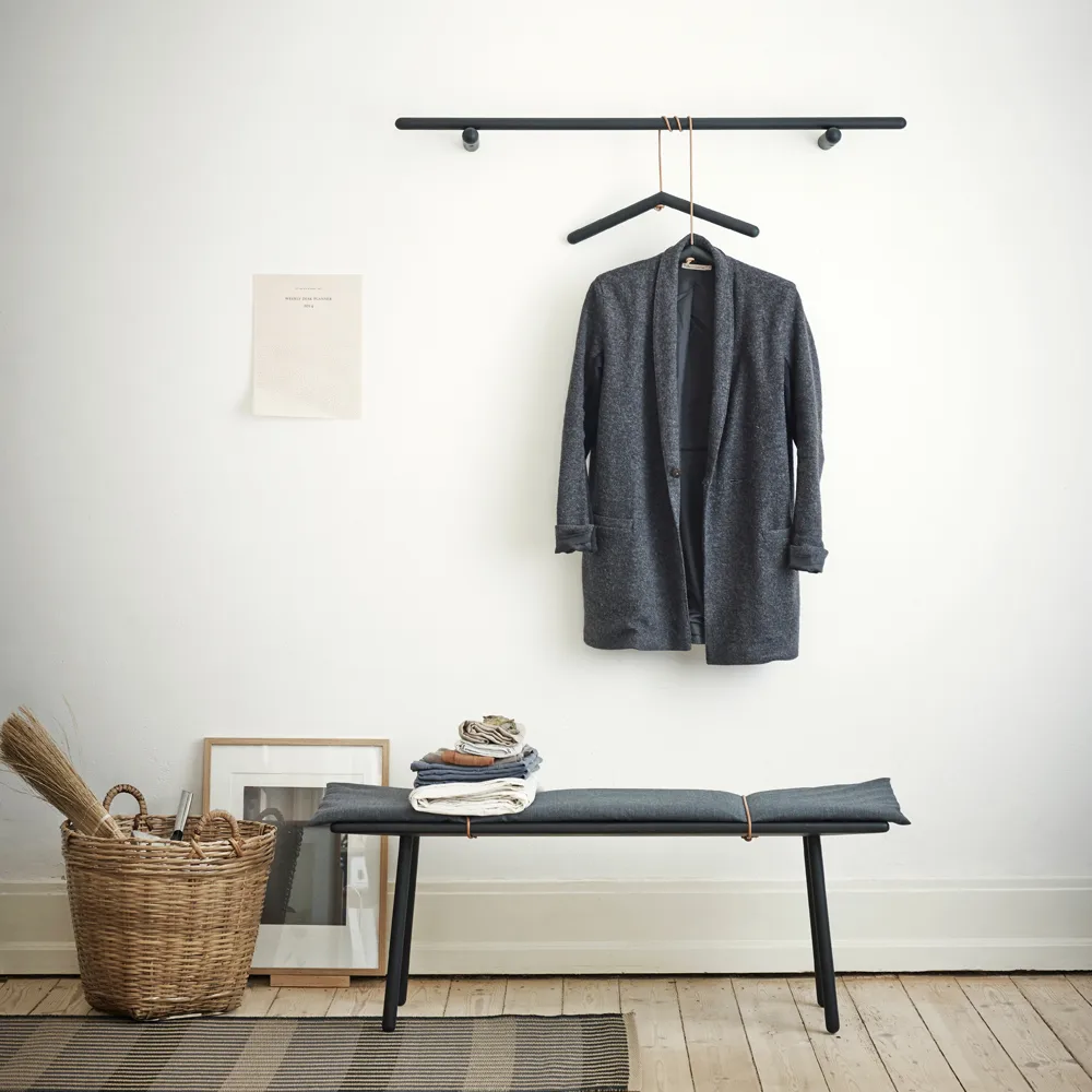 Georg bench, Untreated oak-incl. beige seat cushion Fritz Hansen