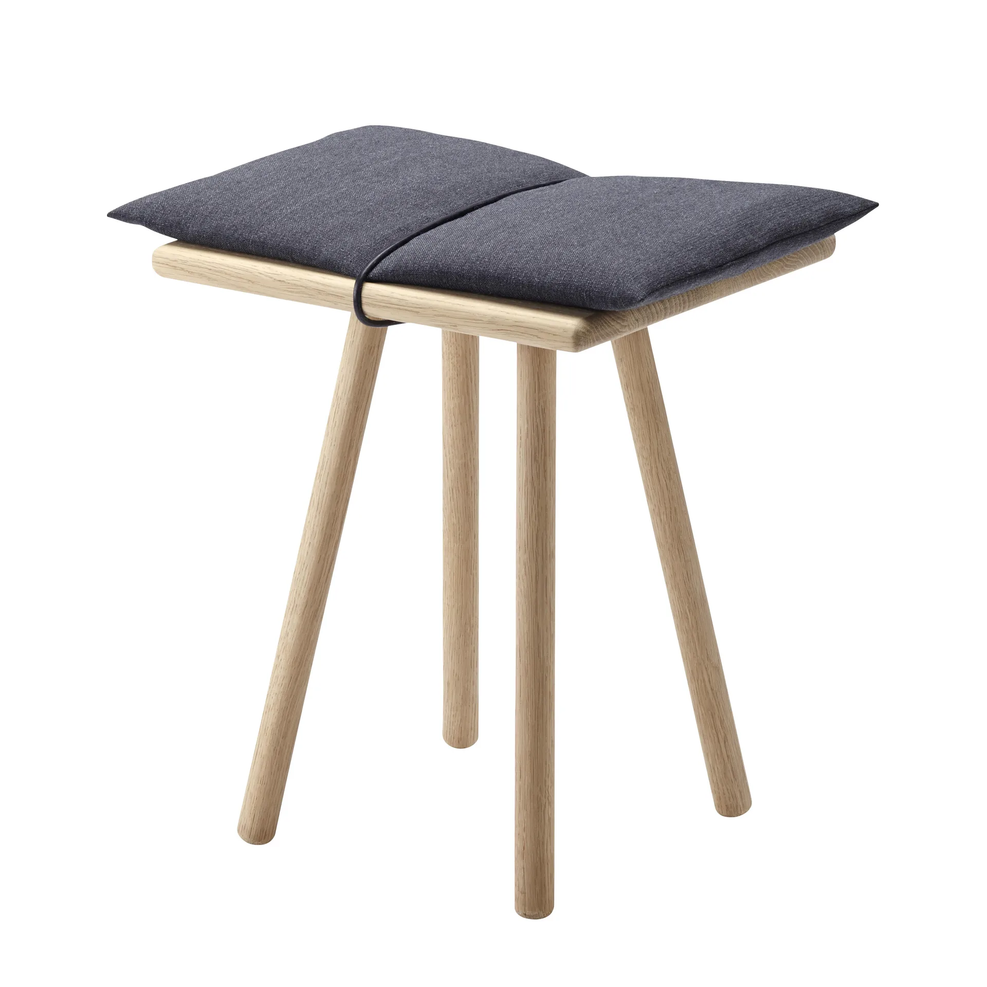 Georg stool, oak Fritz Hansen