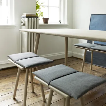 Georg stool - oak - Fritz Hansen