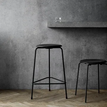High Dot stool leather - Cowboy black - Fritz Hansen