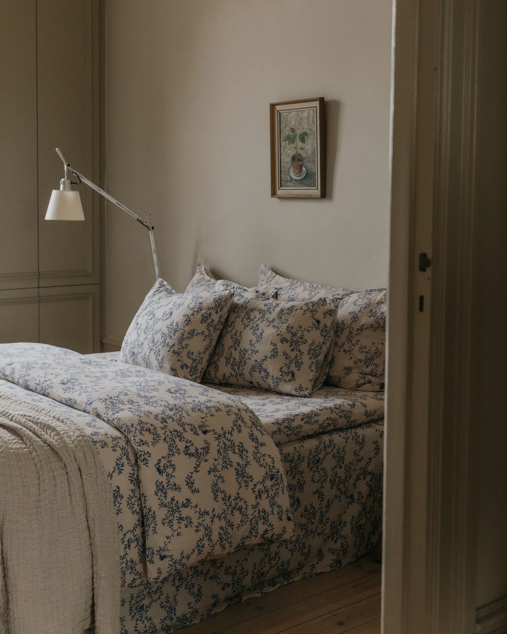 Jardim Muslin bed skirt, 160x200x53 cm Garbo&Friends