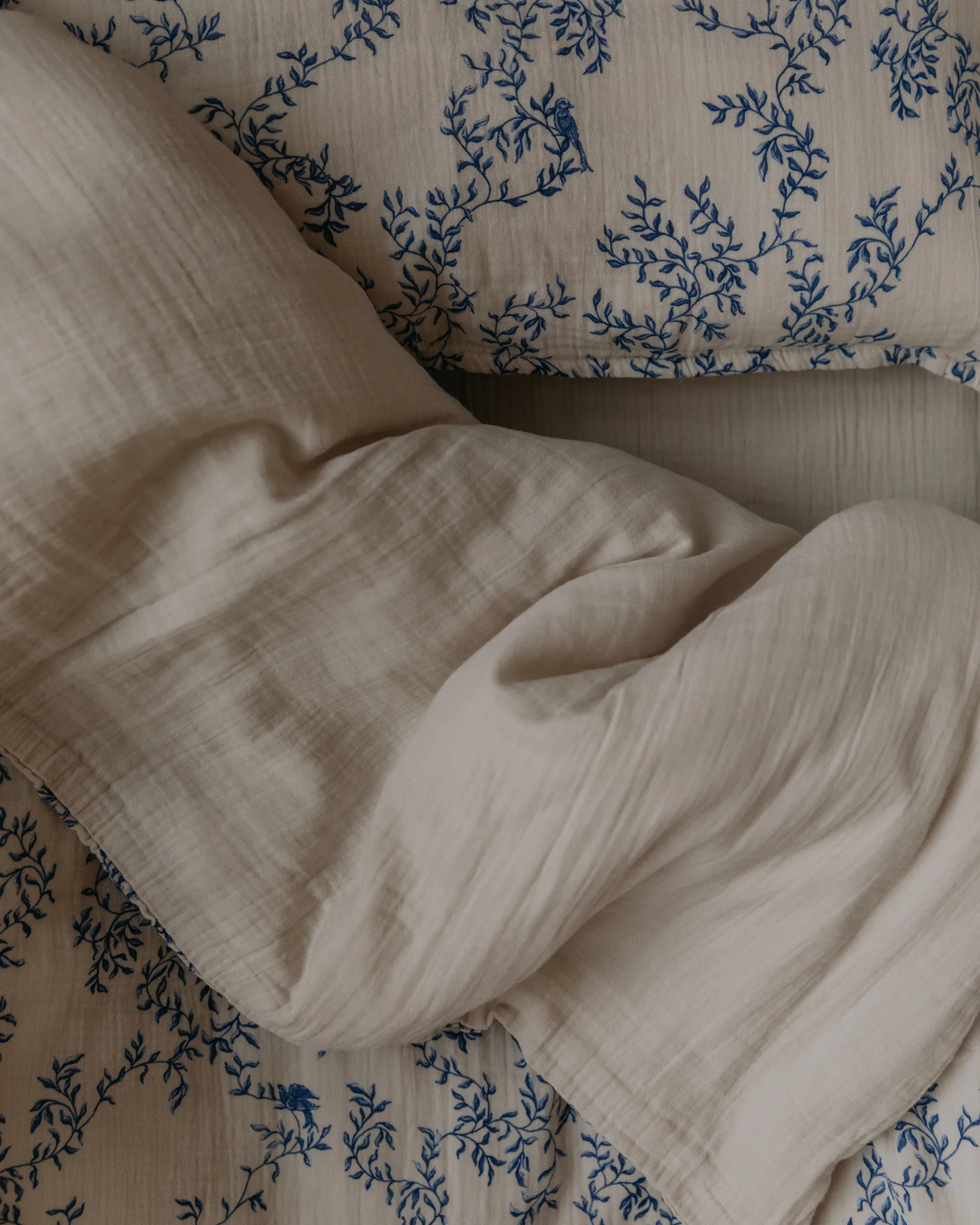 Jardim Muslin bedding set junior, 100x130 cm/35x55 cm Garbo&Friends