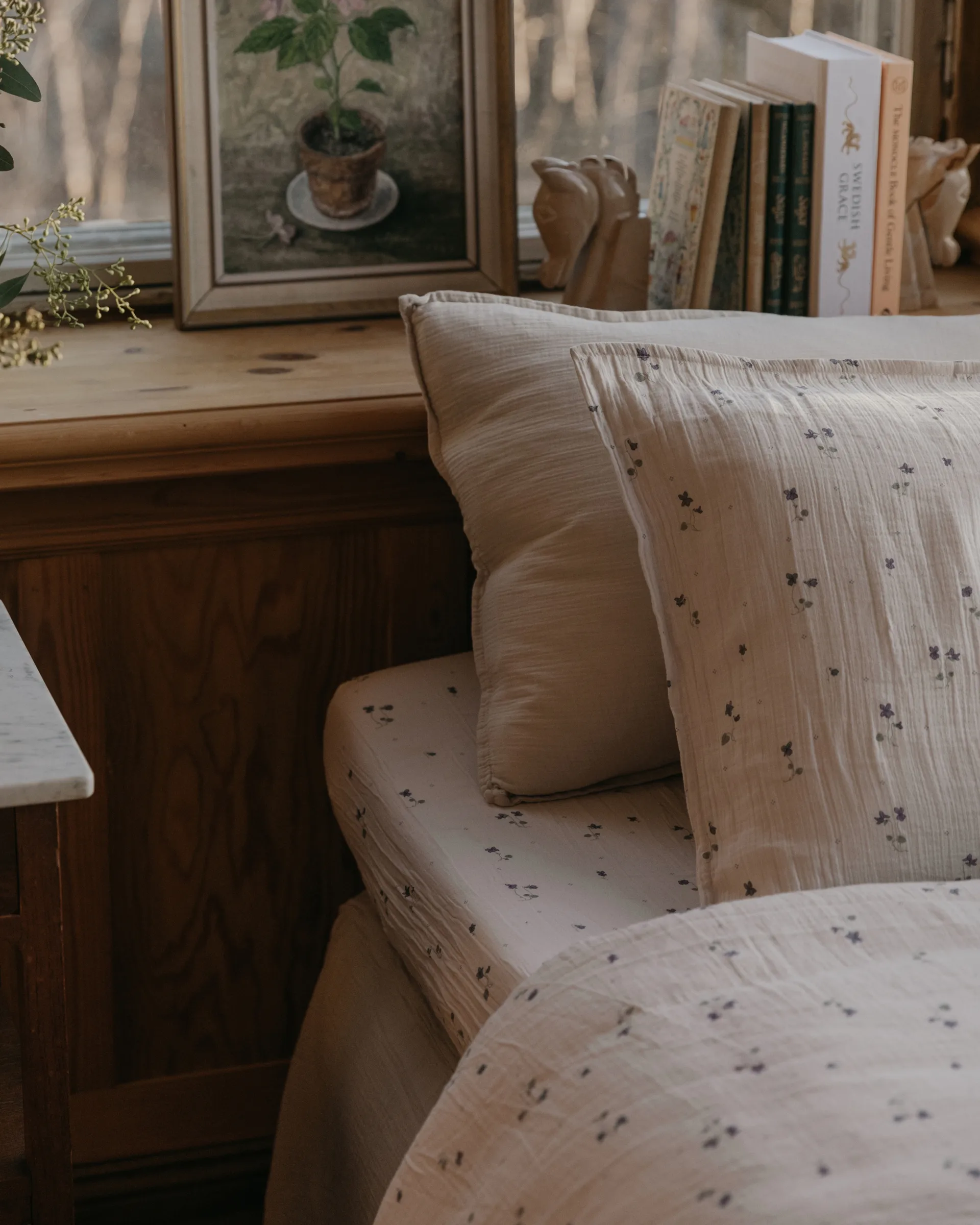 Viola Muslin fitted sheet, 90x200x30 cm Garbo&Friends
