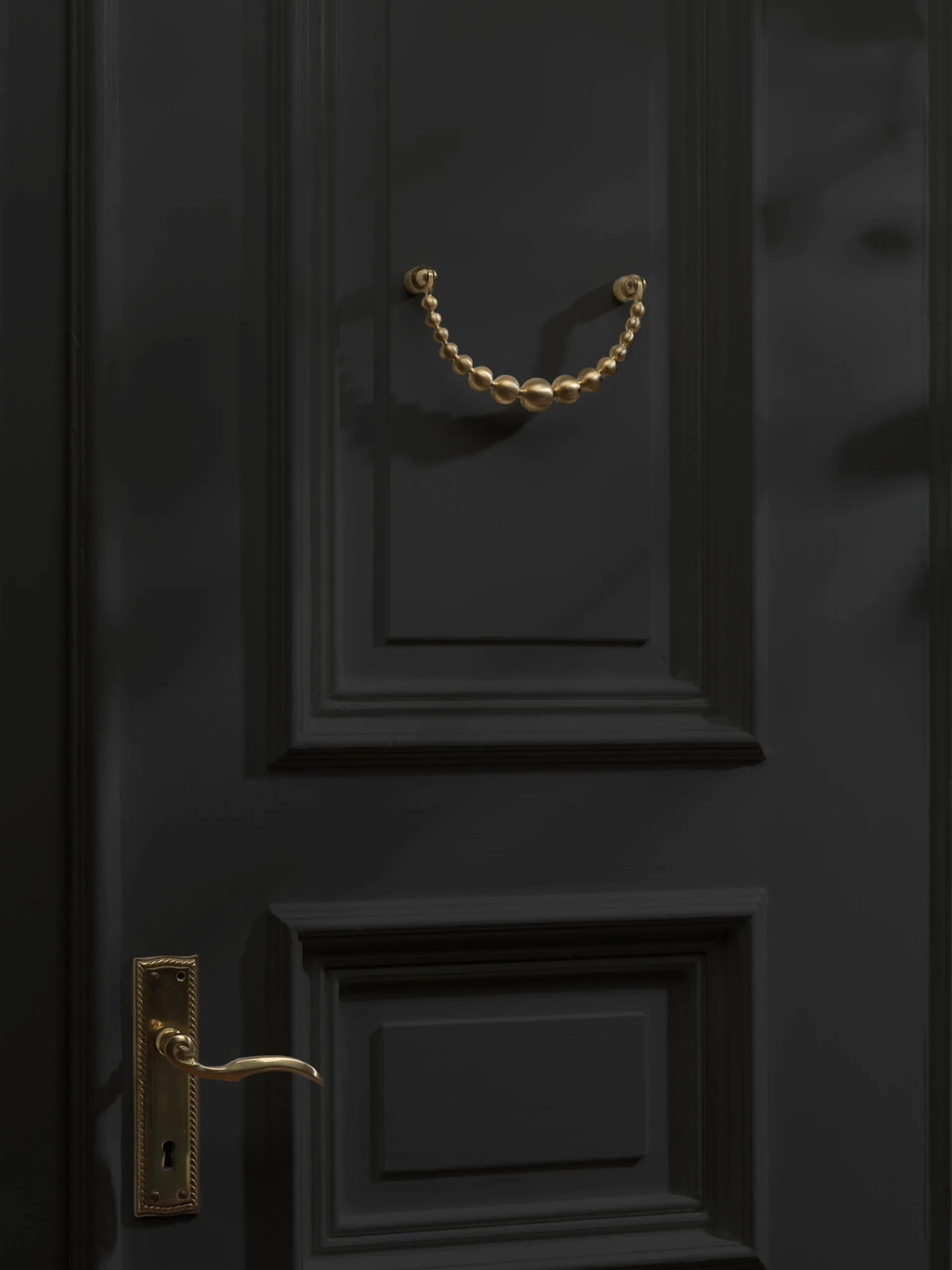 Garden Glory door knocker, Brushed brass Garden Glory