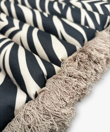 Garden Glory Outdoor seat cushion - Zebra fringe - Garden Glory