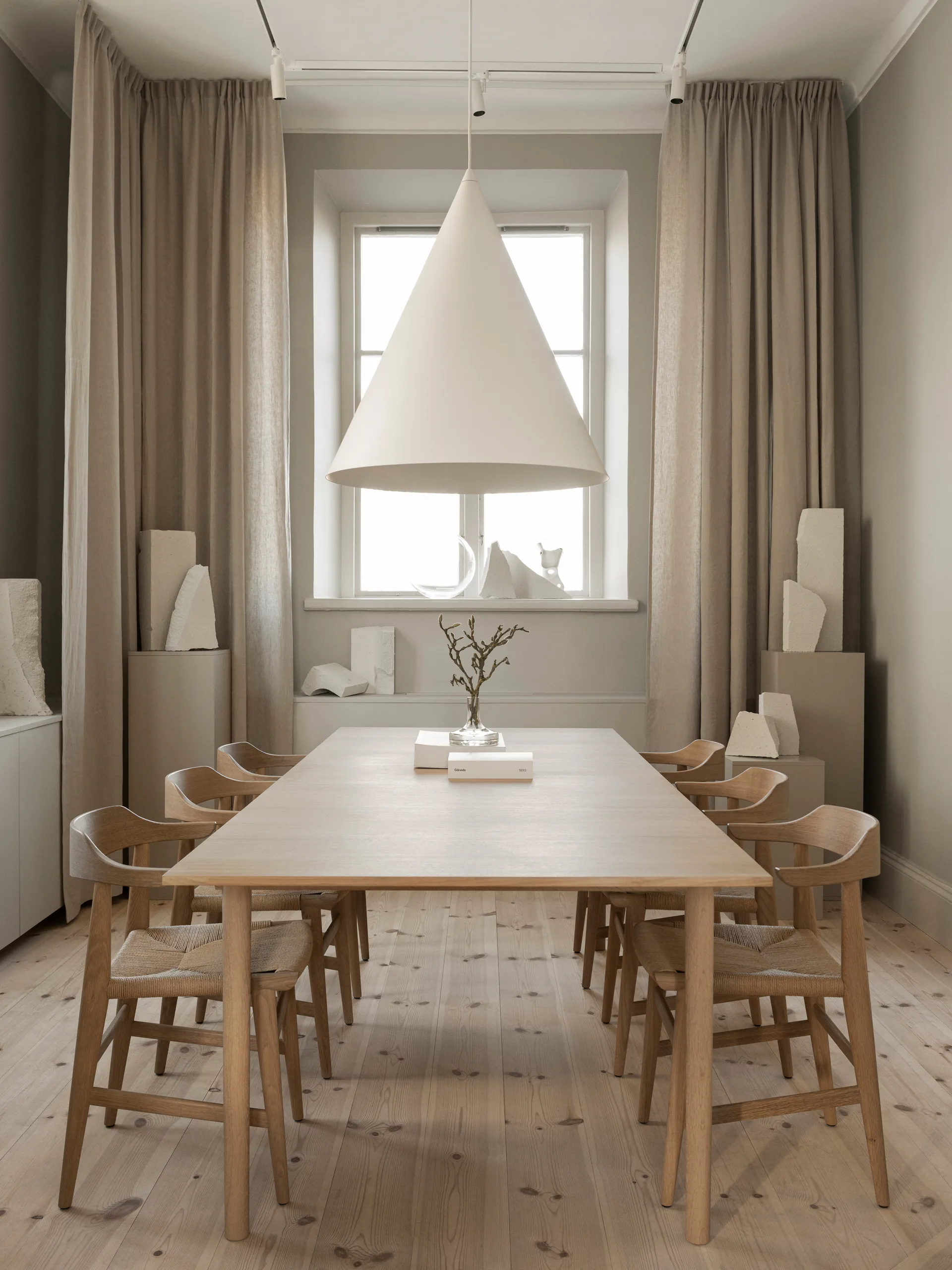 Hedda armchair, Oak natural monocoating-paper cord nature Gärsnäs