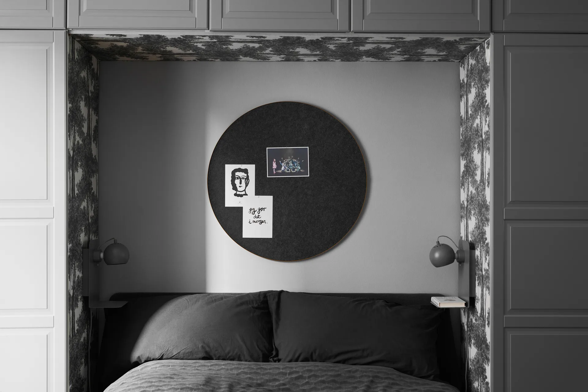 Retell pinboard Ø80 cm, Black-brass Gejst