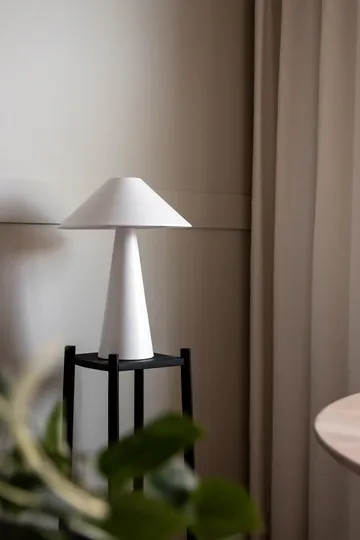 Cannes table lamp - White - Globen Lighting