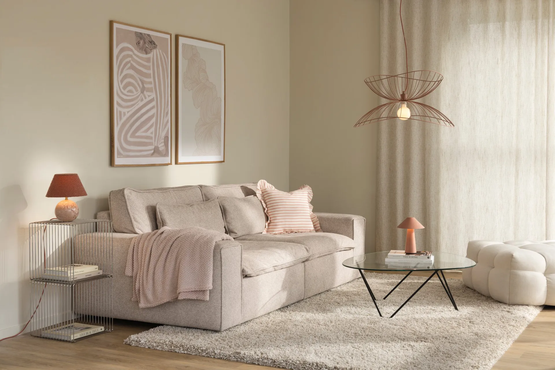 Castello 24 table lamp, Dim pink marble Globen Lighting