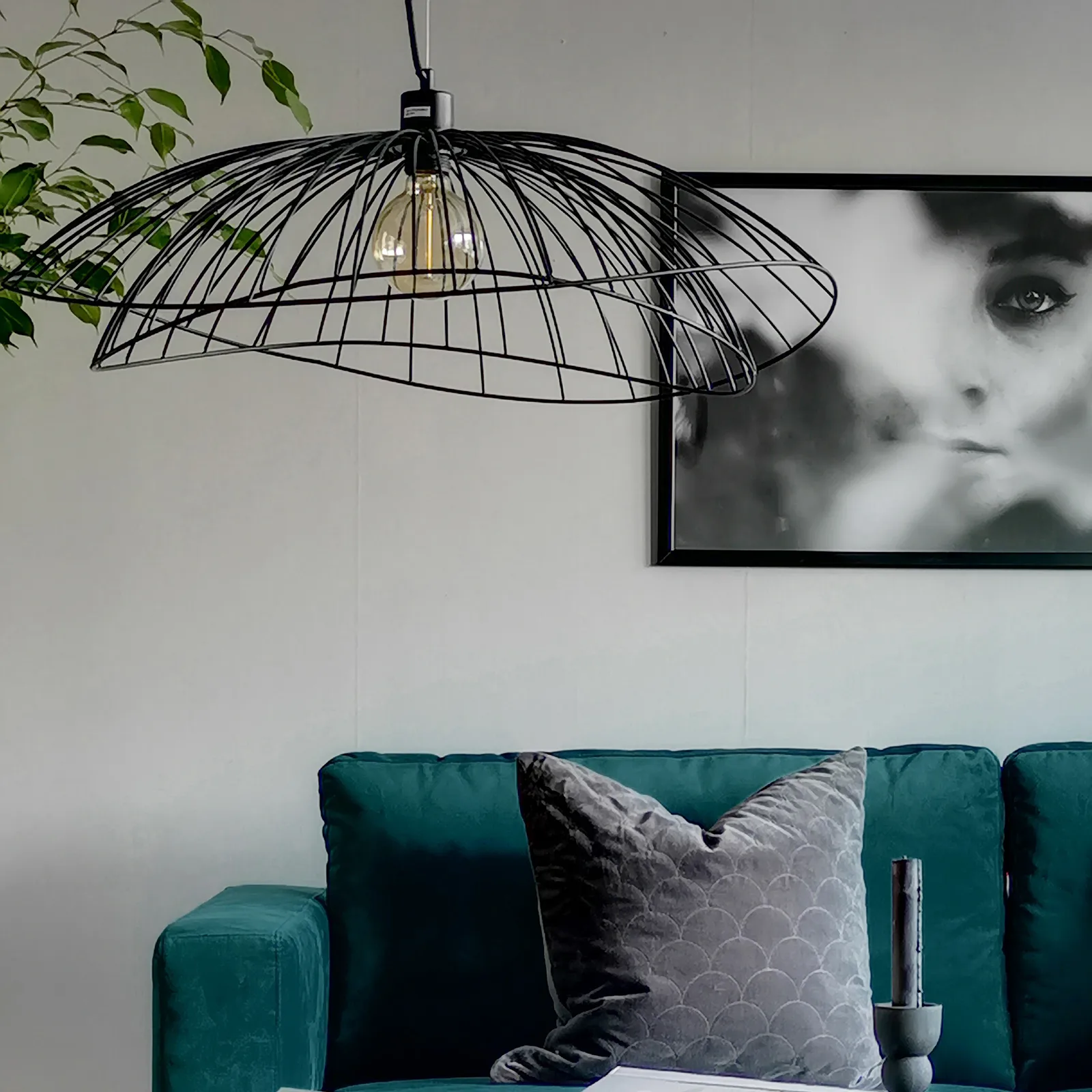 Ray ceiling lamp Ø70 cm, black Globen Lighting