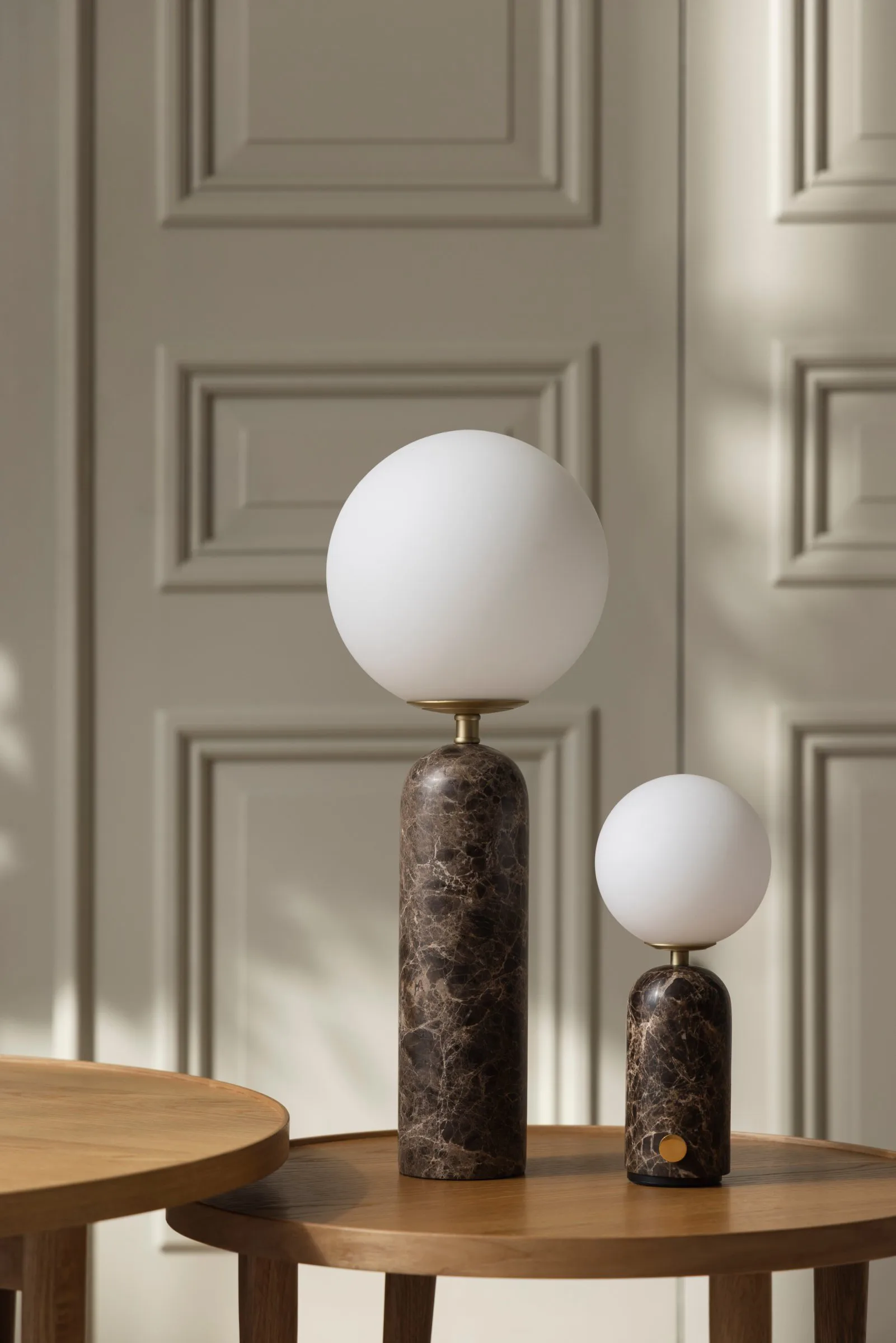 Torrano portable table lamp, Brown marble Globen Lighting