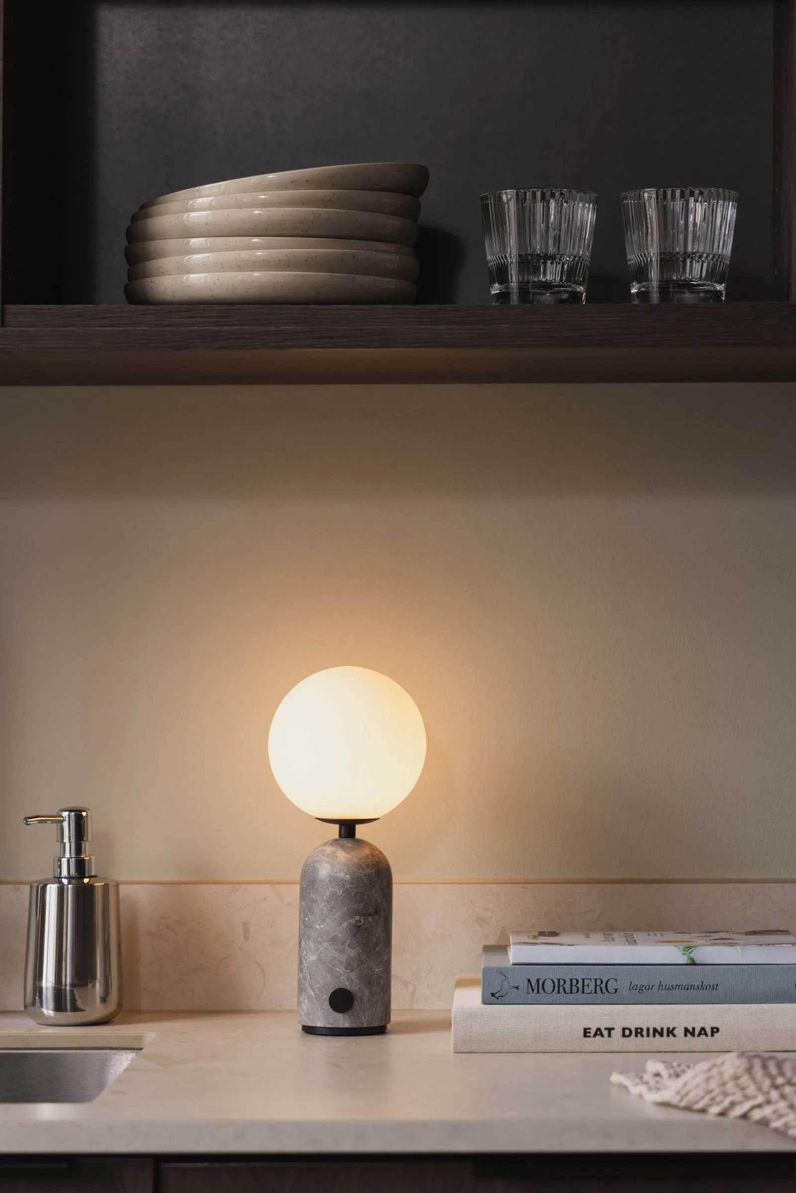 Torrano portable table lamp, Gray marble Globen Lighting