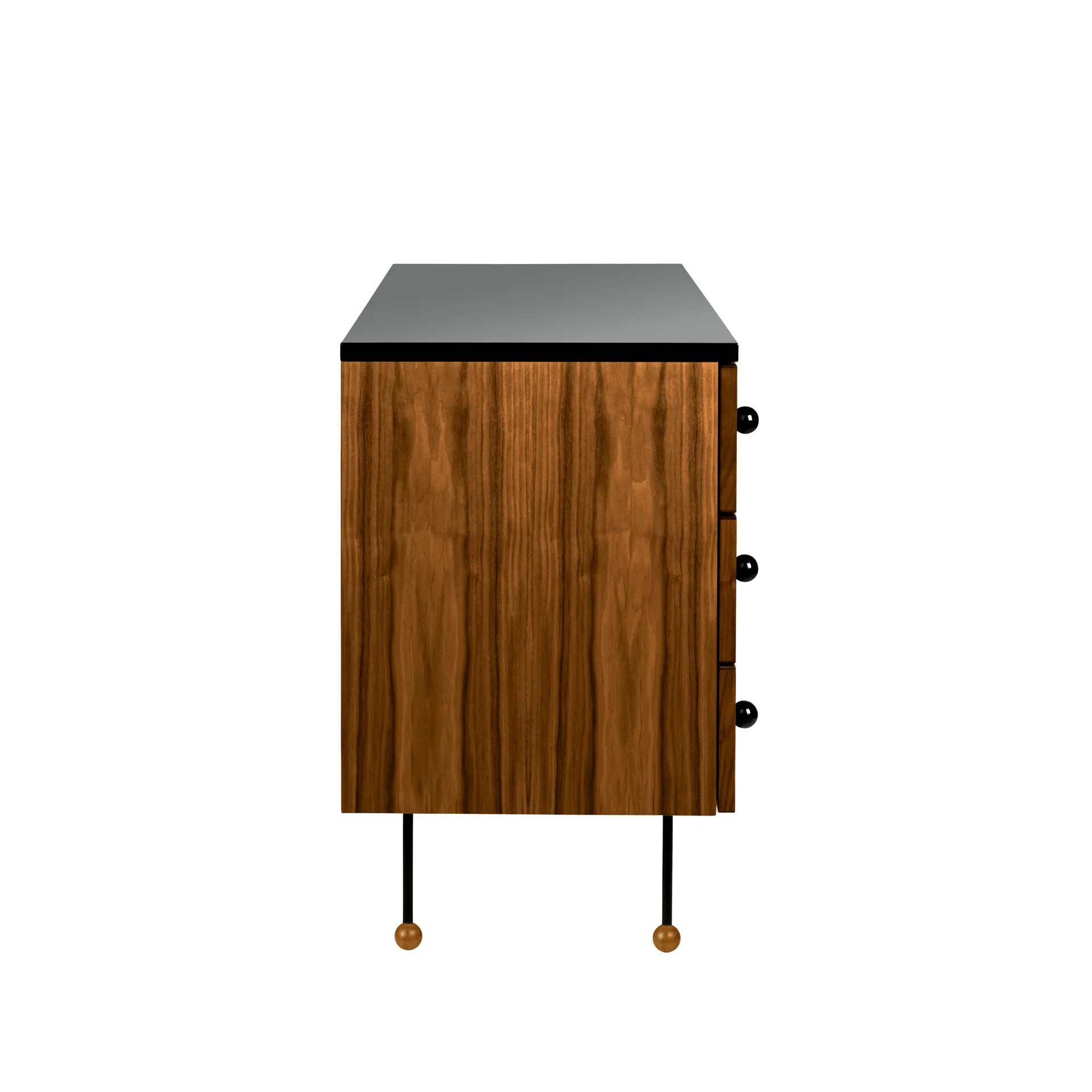62 Dresser, American walnut, 3 drawers GUBI