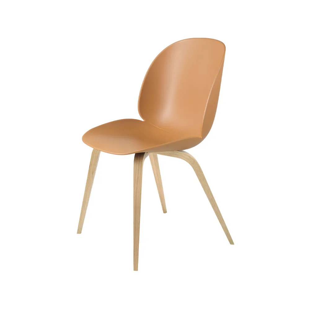 Beetle chair, Amber brown, matte lacquered oak legs GUBI