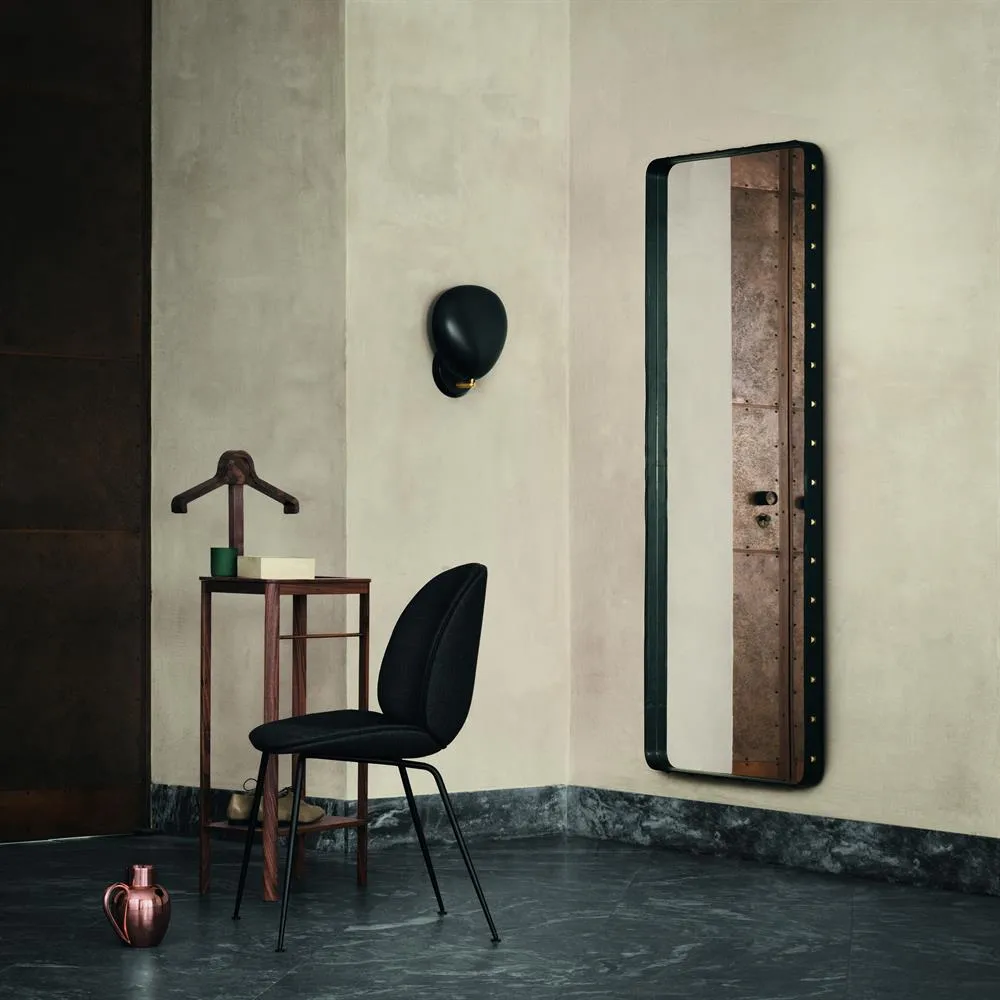 Cobra wall lamp, black GUBI