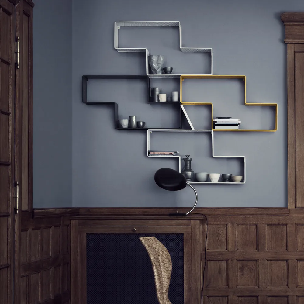 Dédal Shelf, Soft black GUBI