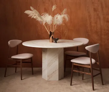 Epic dining table - Red - GUBI