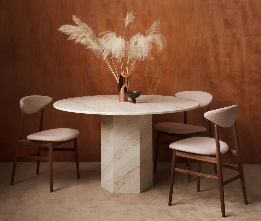 Epic dining table, White GUBI