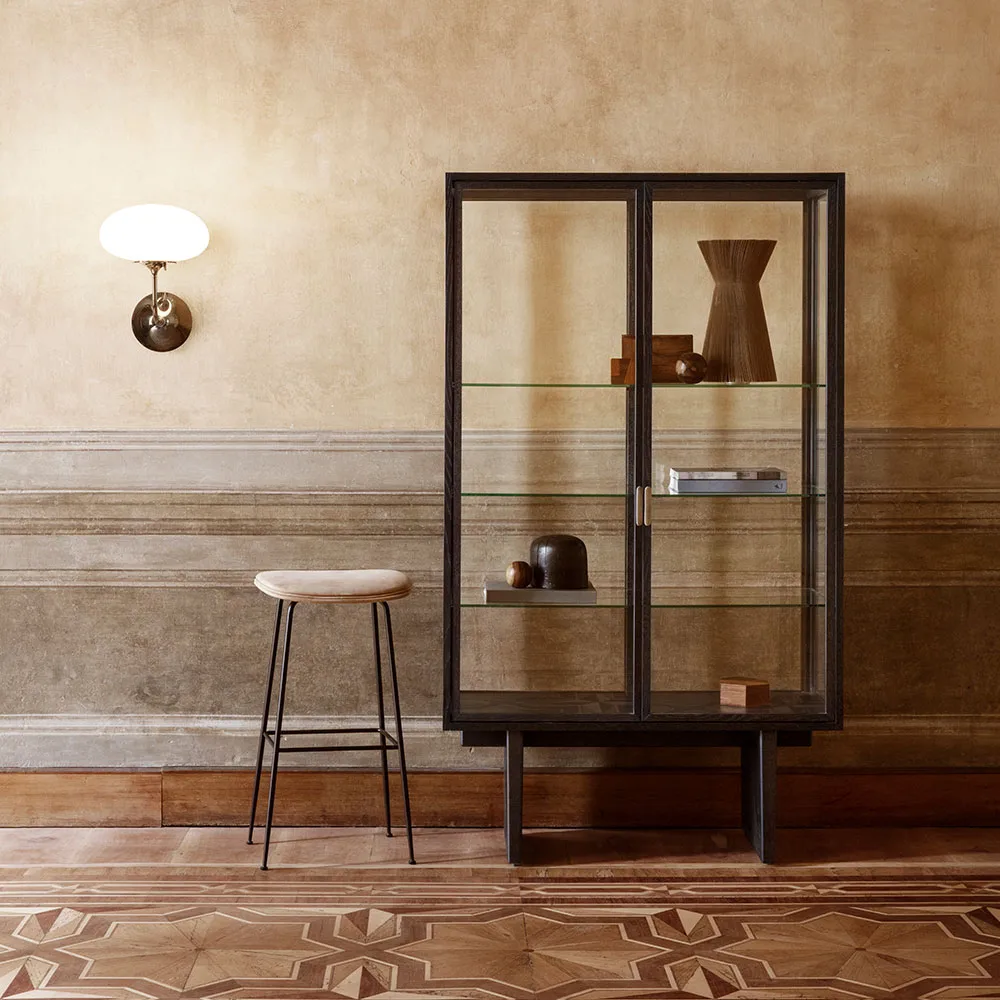 Private display cabinet, Glass. light stained oak GUBI