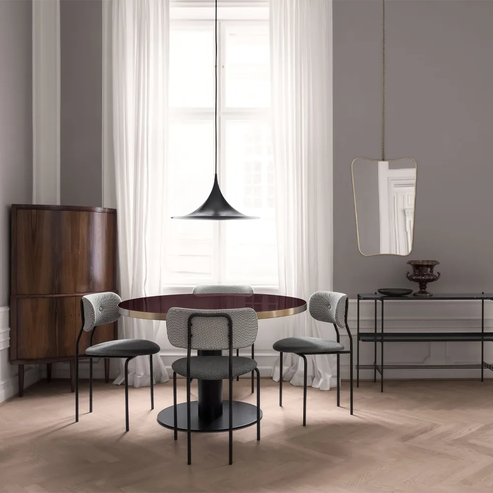Semi Ø90 pendant lamp, White semi matt GUBI