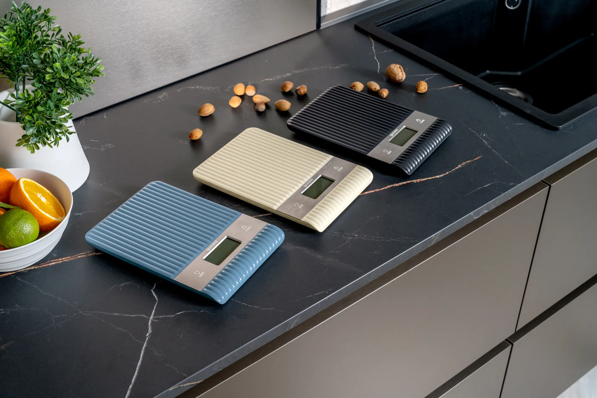 Sous chef digital kitchen scale, Navy blue Guzzini