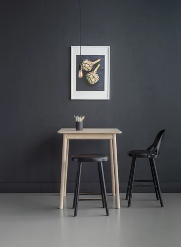 Colibri bar stool 63 cm - Stained black oak-black pad - Hans K