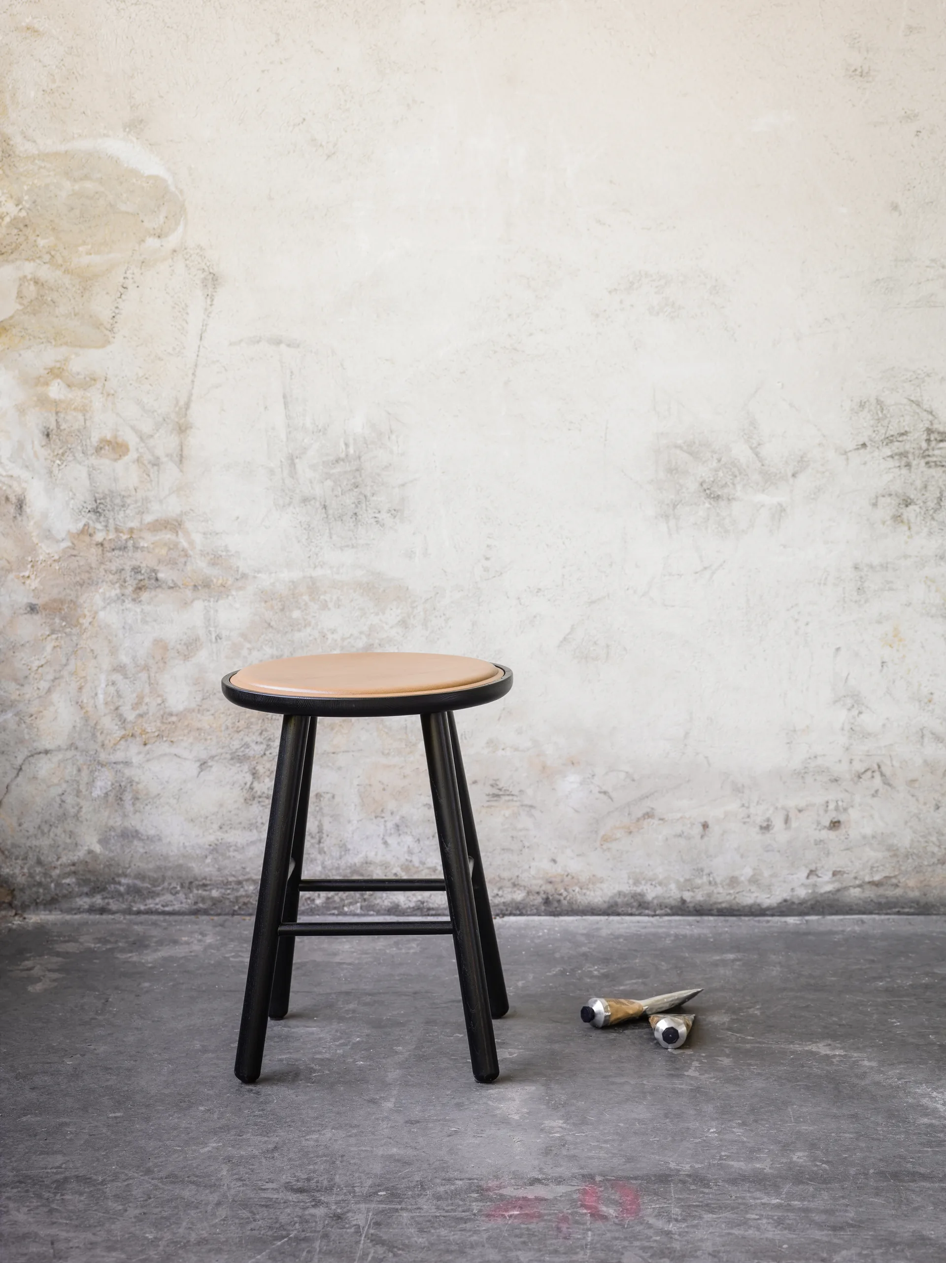 ZigZag stool 47cm, Stained black ash Hans K