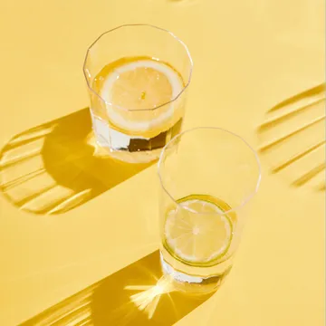 Angle drinking glass - Wide 7,5 cm - HAY