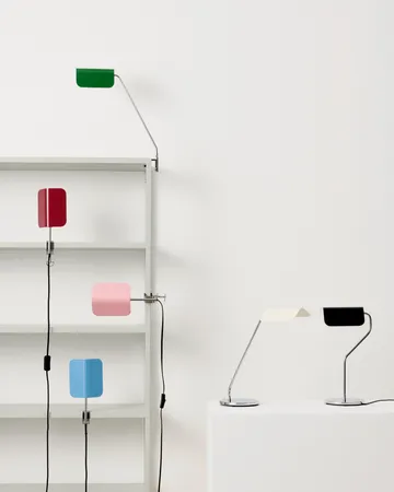 Apex desk lamp - Oyster white - HAY