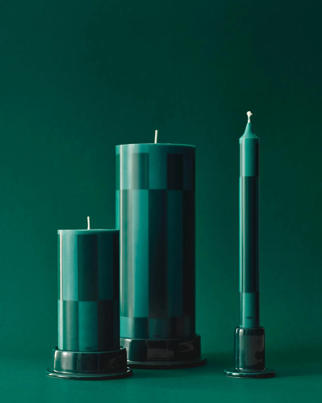 Column Candle block candle small 15 cm, Green-dark green large check HAY