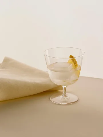Curve Stem drinking glass 2-pack - Clear - HAY