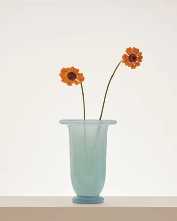 Empire vase - Medium Ice blue-light blue - HAY