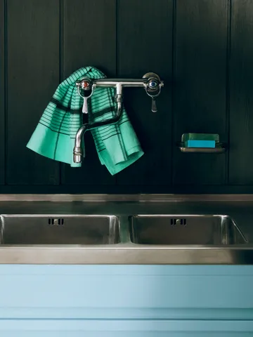 Linear kitchen towel 52x80 cm - Green - HAY