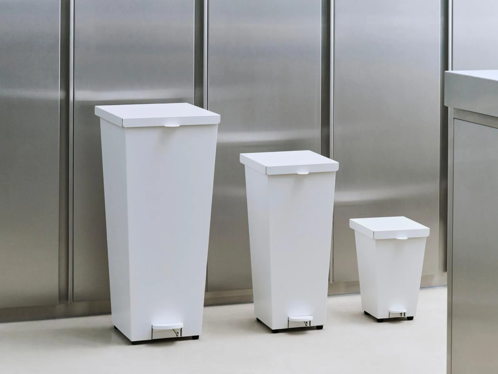 Loop pedal bin 26L, White HAY