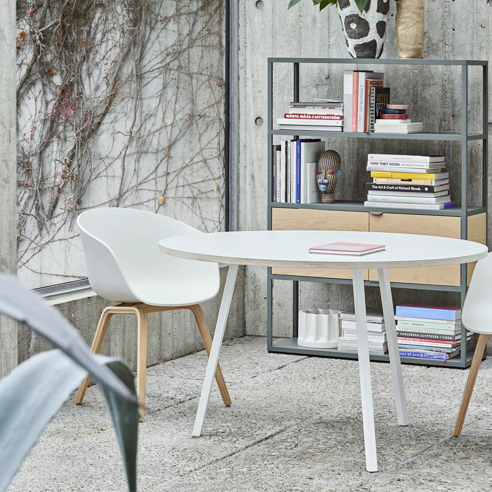 Loop Stand dining table round, Black linoleum-black, Ø105 cm HAY
