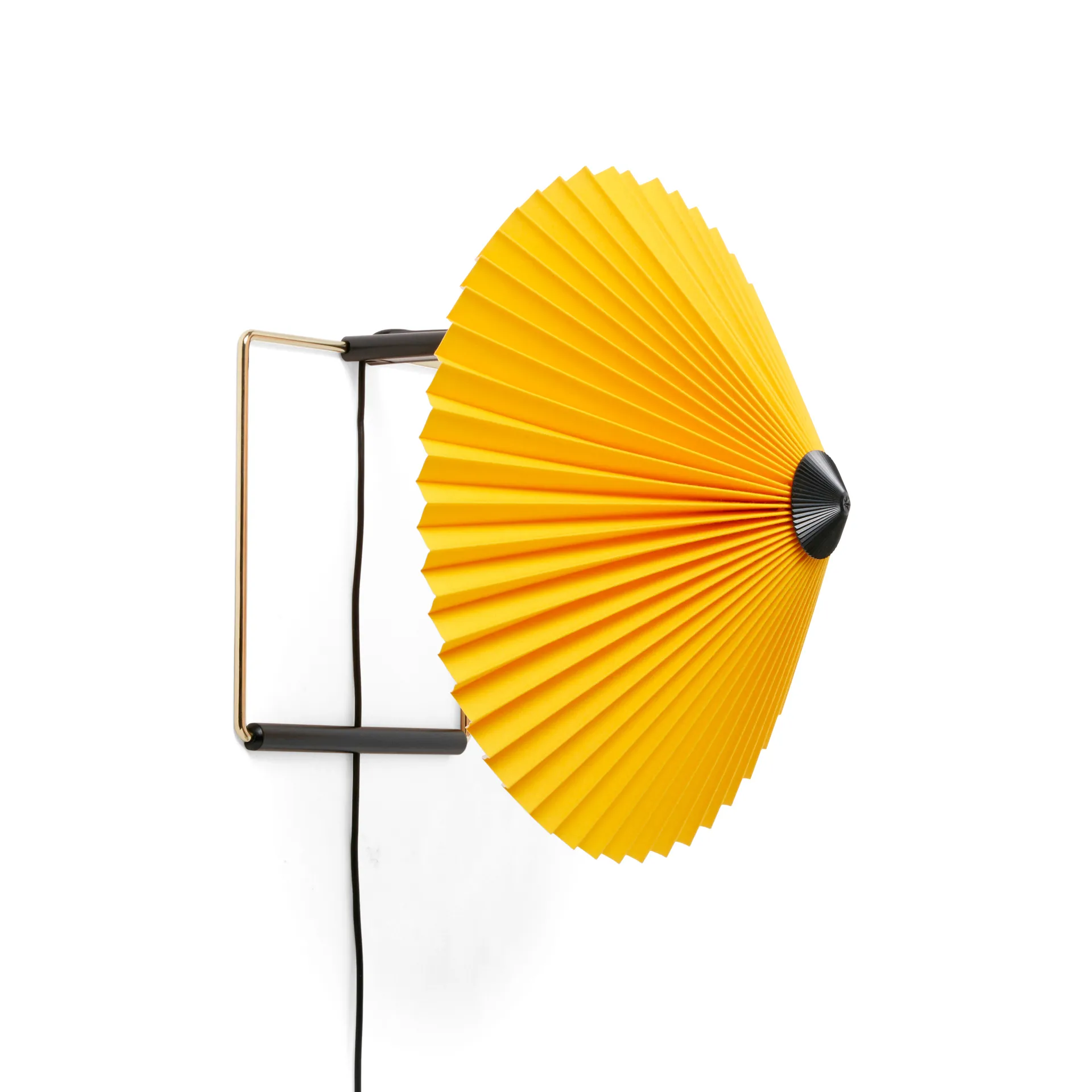 Matin wall lamp Ø30 cm, Yellow shade HAY
