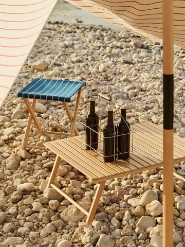 Outdoor Market folding stool - Blue-beige - HAY